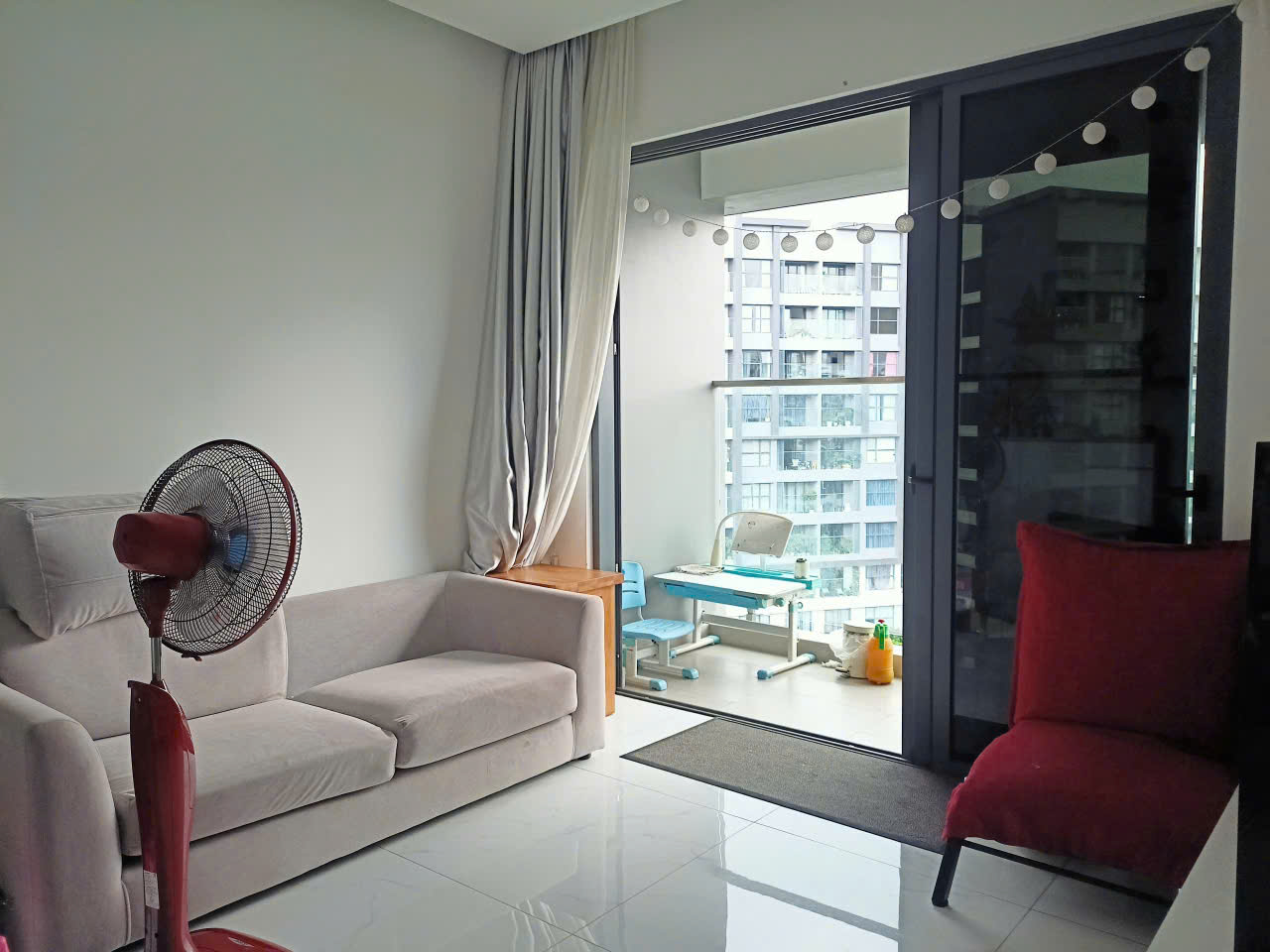 Căn hộ 85m2 full nội thất Diamond Alnata Plus